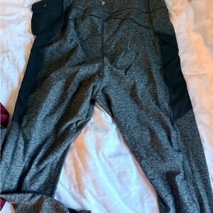 2 pair athletic Old Navy Leggings XL